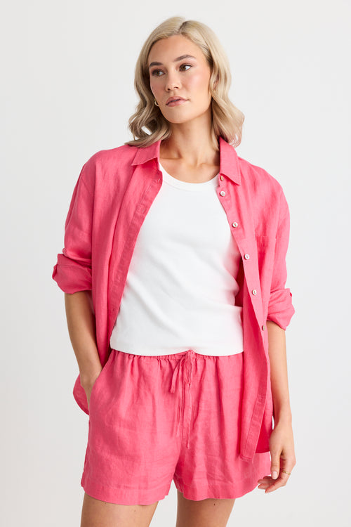 model wears a pink linen short