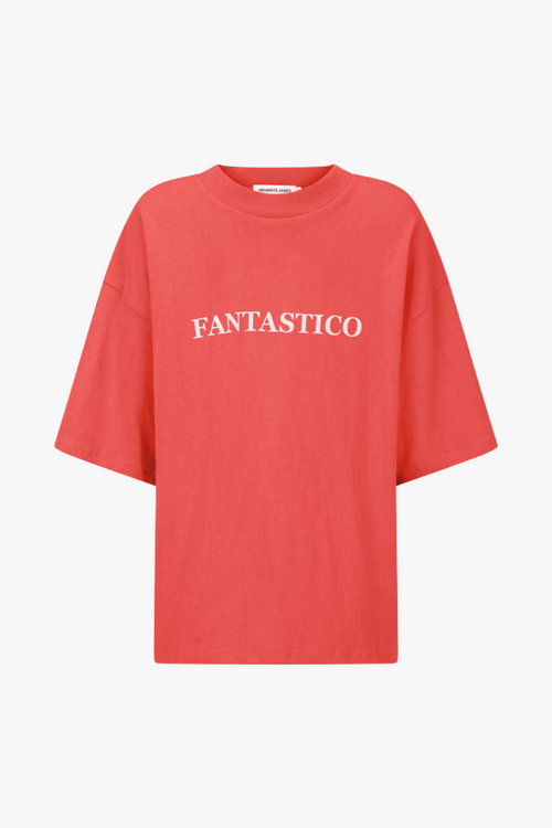 red oversized tee shirt