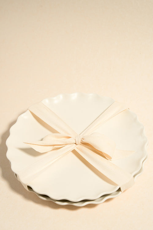 white plate set of 2